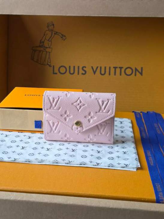 Picture of Louis Vuitton Wallets _SKUfw224596678fw